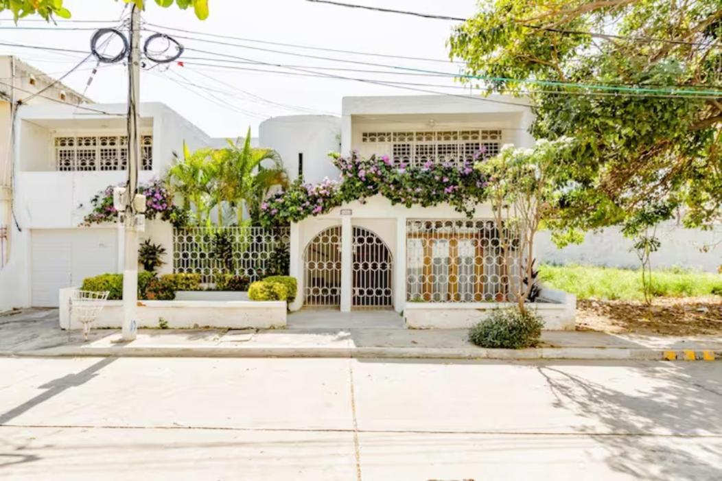 A Pocos Metros Del Mar Y Del Centro Historico Homestay *